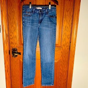 Levi’s skinny jeans